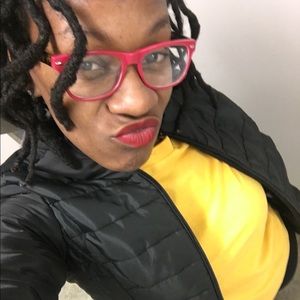 Meet your Posher, Shandale